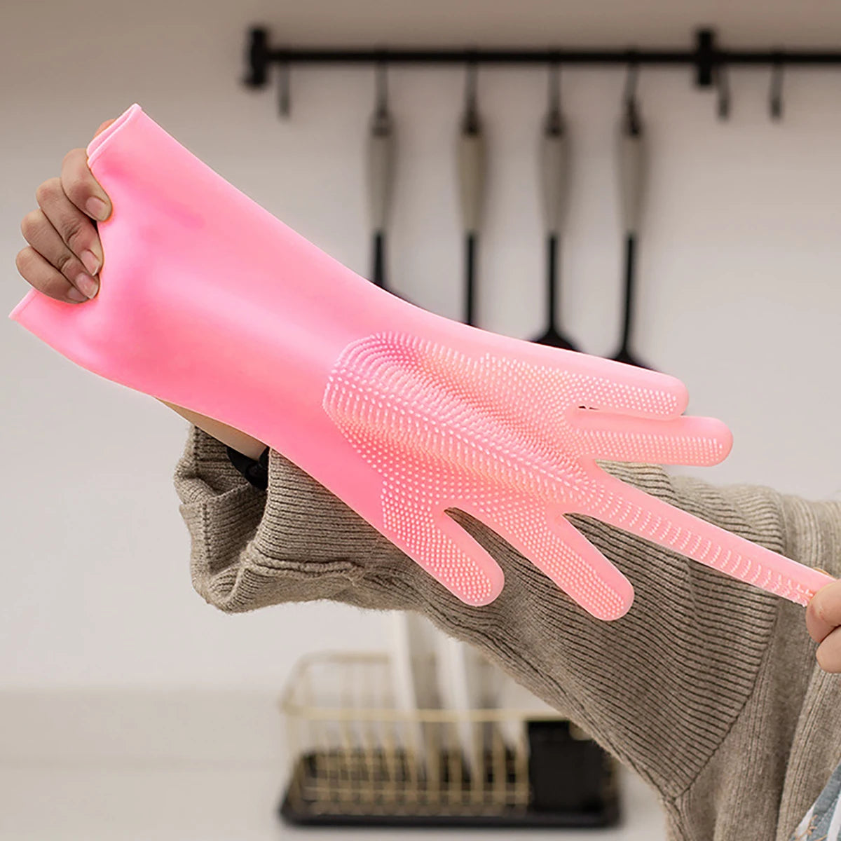 Silicone Pet Grooming Gloves – Best Dog & Cat Deshedding Mitts